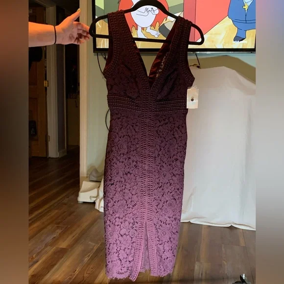 BARDOT Morgan Front Slit Lace Cocktail Dress in Dark Purple Size 2 XS - Picture 9 of 11